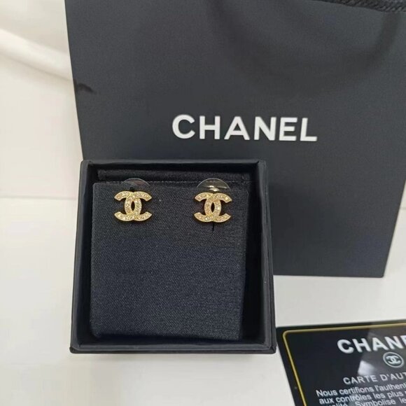 💎CHANEL Classic mini earrings💎 - Picture 1 of 5